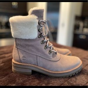 Timberland Courmayer Valley Shearling Boots